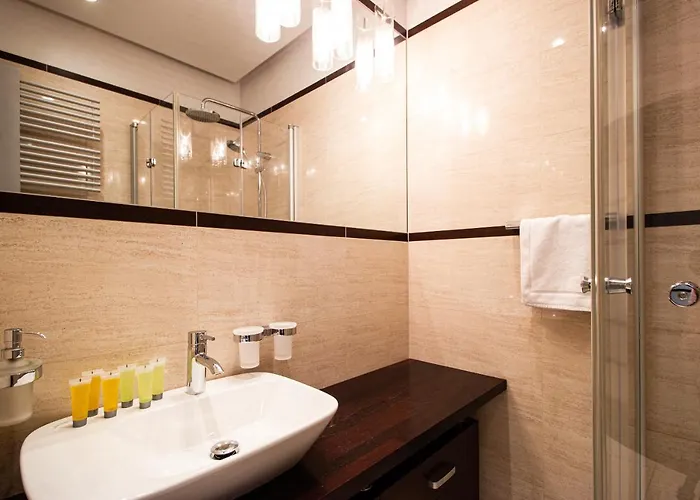 Апартаменты Plac Zbawiciela Elegant Варшава